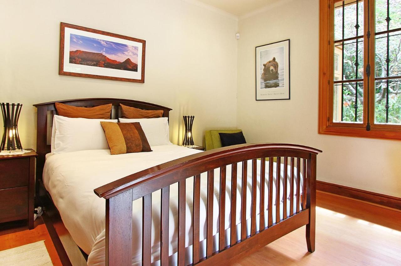 Cap Serein Guest House Cape Town Bagian luar foto